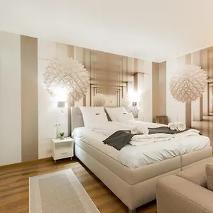 Downtown Residences - Ac,elevator,terrace Appartement Boedapest